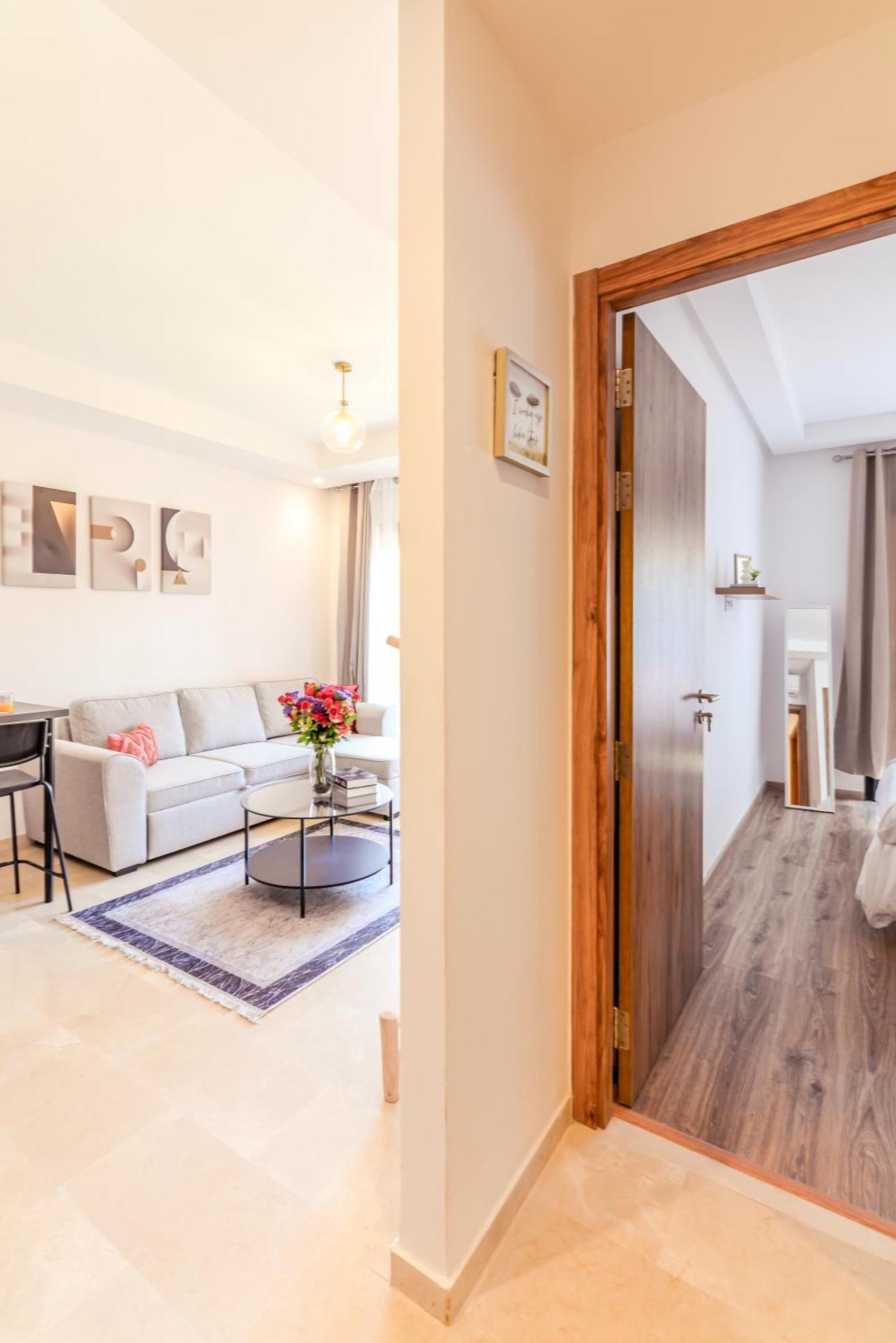 Lina Cosy - Clim, Wifi, Jardin A 10min De L'aeroport Apartamento